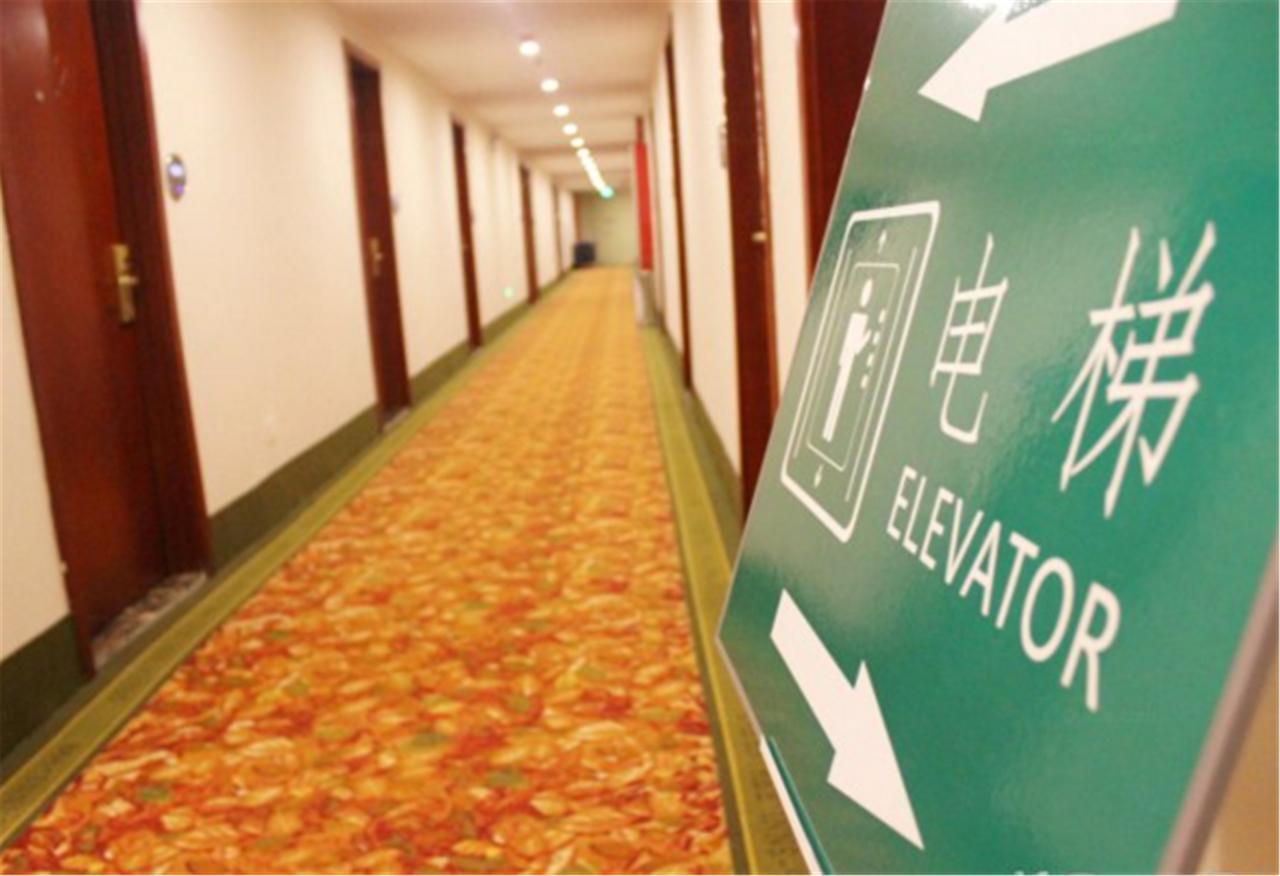 Greentree Inn Shanghai Hongqiao Hub Cao'An Road Huajiang Branch Road Express Hotel Jiading Exterior photo
